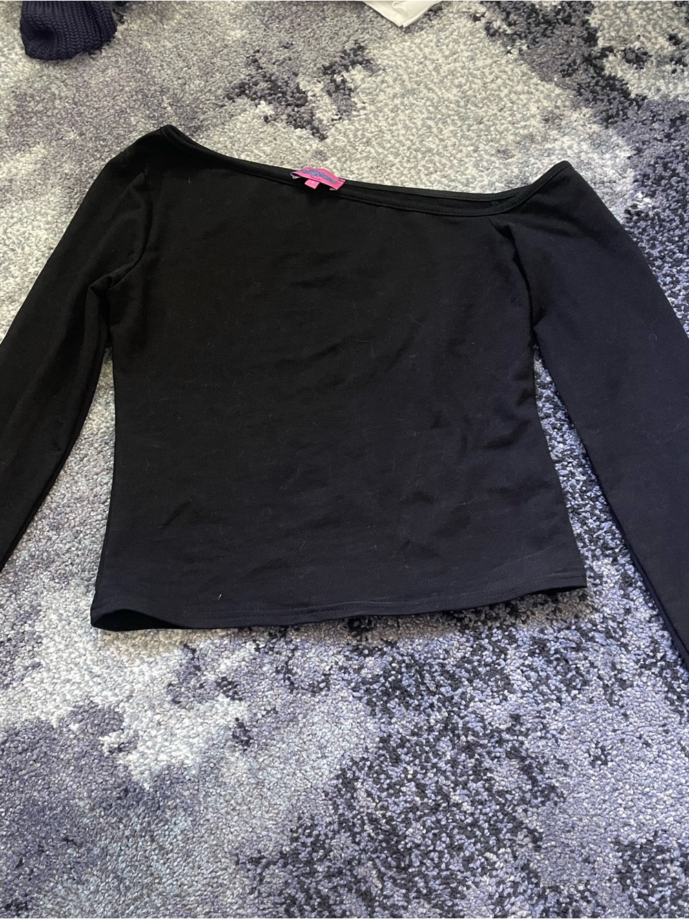 Black Long-Sleeve Off-Shoulder Top - Edikted